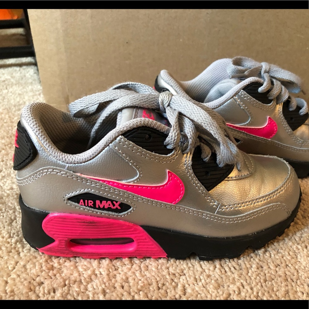 Little Girls NIKE sneakers - 12c